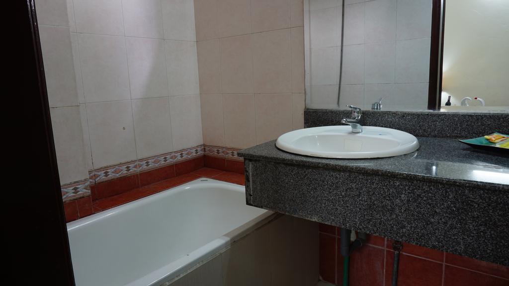 Hanoi Golden Moon Guest House & Travel الغرفة الصورة
